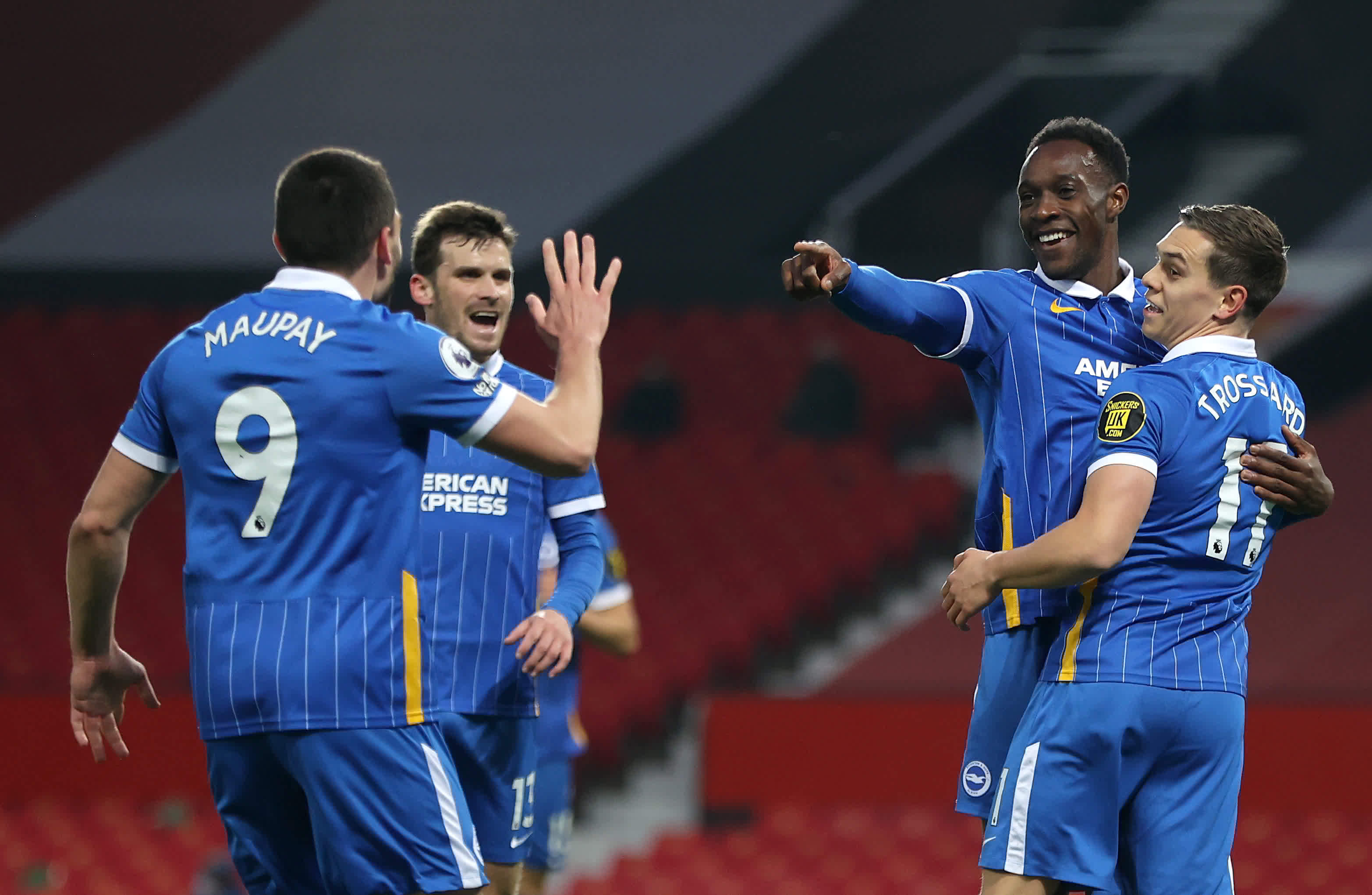 他全面貢獻 他全面貢獻